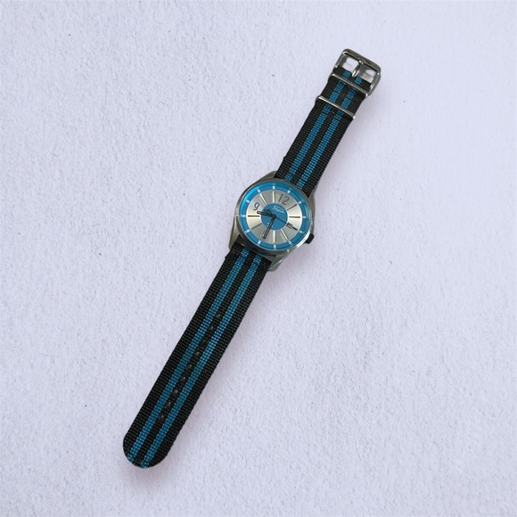 Original Penguin Spencer Watch - casual & stylish with black and blue stripes - Picture 5 of 5